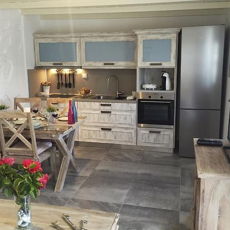 Lavish Suites Agios Ioannis Diakoftis Екстер'єр фото
